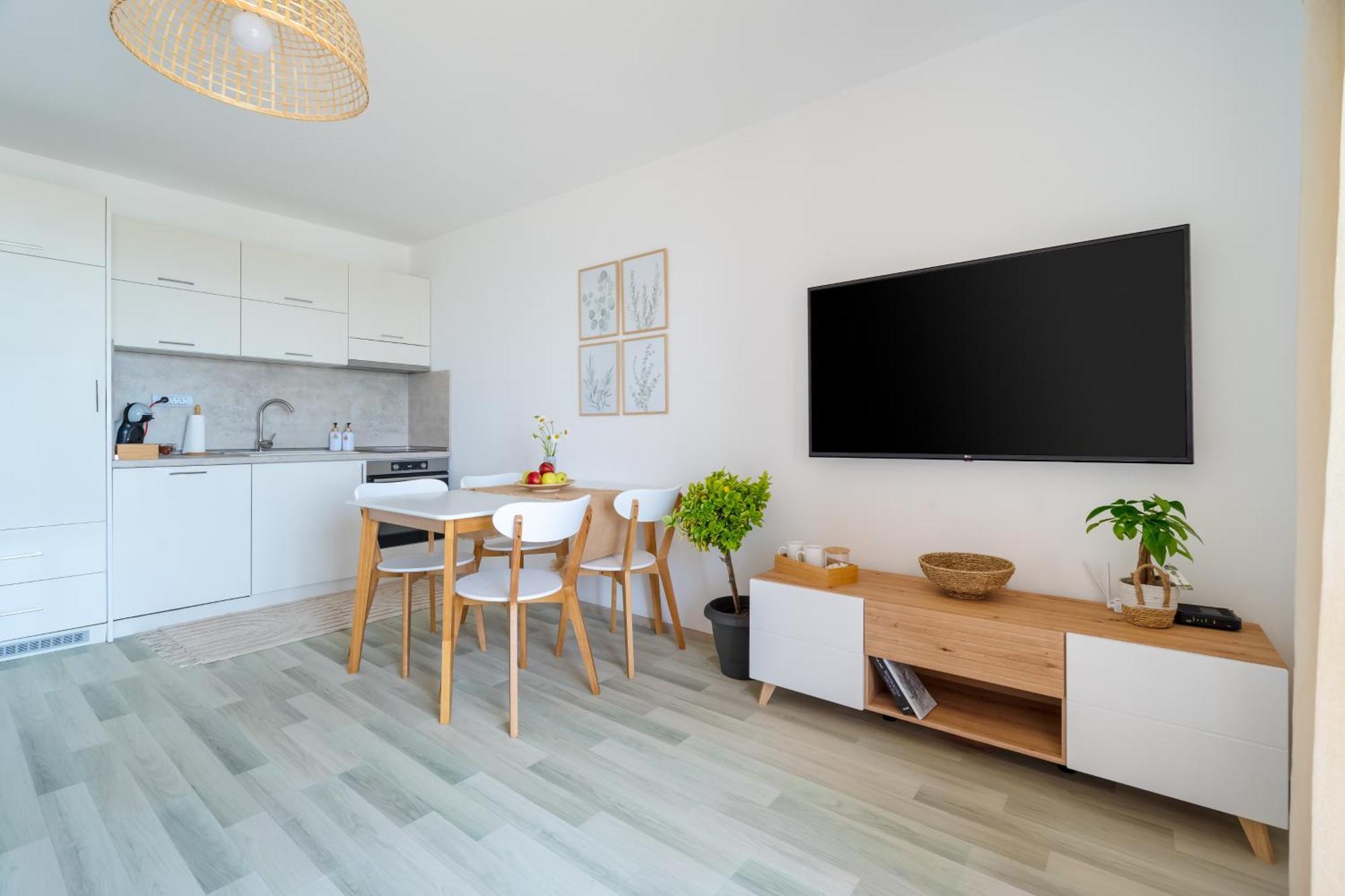 Poemia- Sea View, Free Parking, Complex Carpe Diem * Balchik